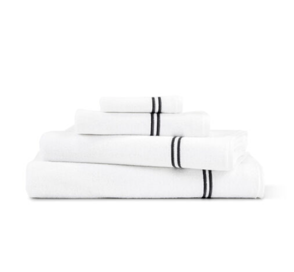 https://www.thesuitemindset.com/cdn/shop/products/HotelClassicCollection-BathTowel-White_Grey.png?v=1625073976